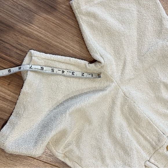 Zara Man Ivory Boucle Textured Fuzzy Shorts - Picture 6 of 9